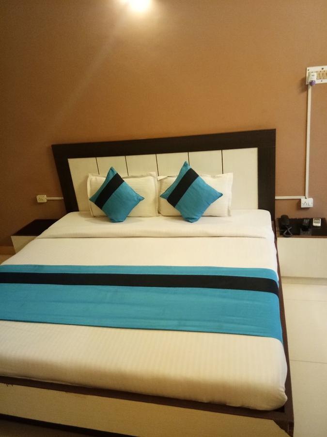 Juhi Bari Hotel Samridhi Palace المظهر الخارجي الصورة